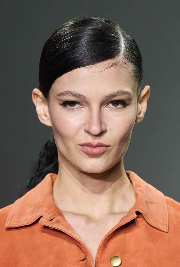 فوائد ماسك الخيار وملح البحر لتقشير البشرة