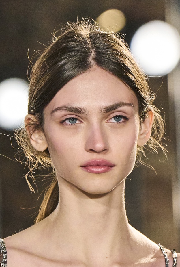 ماسكات طبيعية لإطلالة مشرقة من أول مرة