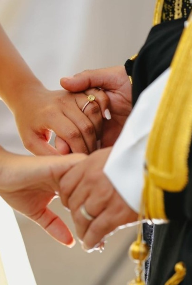 عقد قران "نجلاء الودعاني".. ما حقيقة كونها سلفة أختها "سارة الودعاني"؟