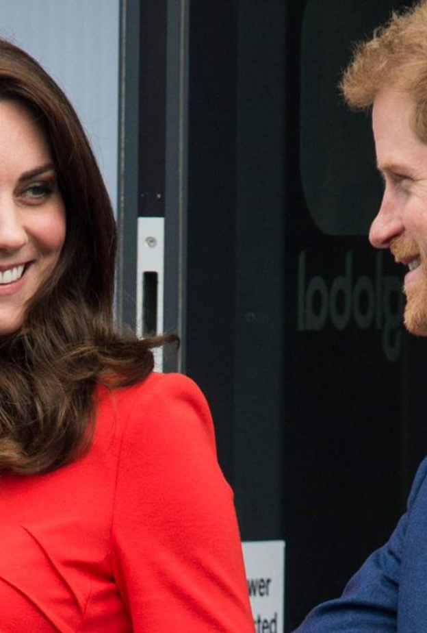 كيت ميدلتون تجاوزت الأمير وليام وتواصلت مع الأمير هاري نصياً