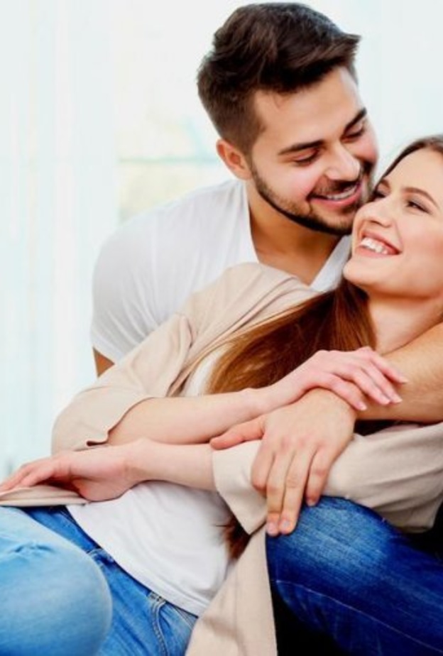 كيف يستفيد الأزواج من أجواء العيد لإحياء الحب