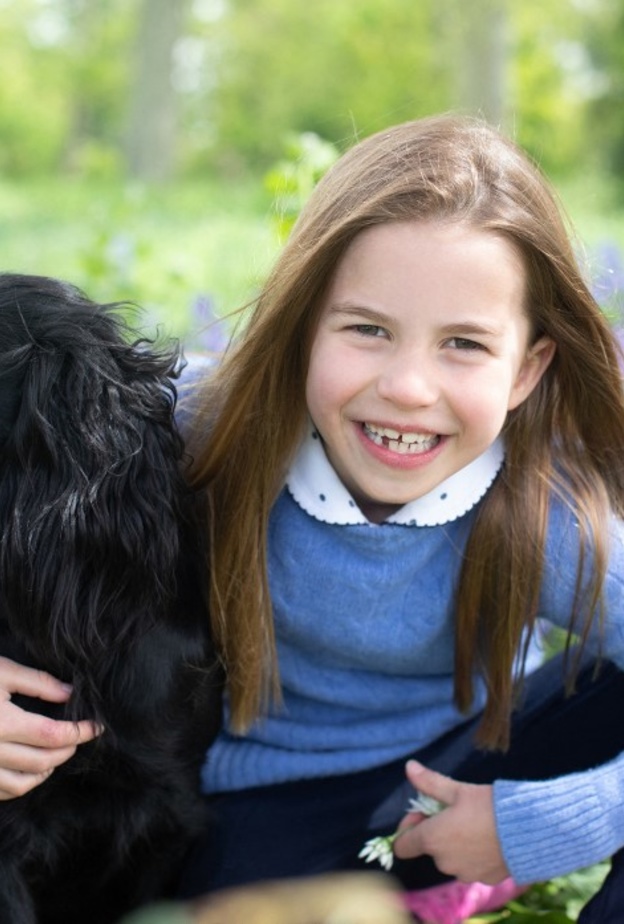 صورة جديدة للأميرة شارلوت في عيدها الـ 7