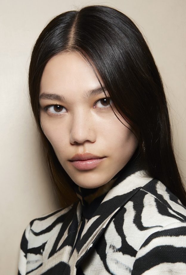 مادة طريقة تحضير ماسك الكيوي لتقشير بشرة المرأة بعمق بعد عيد الفطر