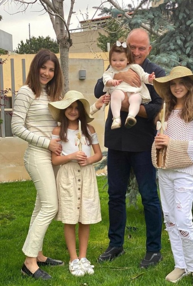 في عيد ميلاد نانسي عجرم .. فخورة بلقبها "أم البنات" وتزوجت بعد قصة حب غير تقليدية 