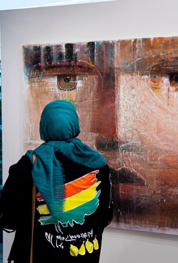 أعمال فنية ساحرة في انطلاق المعرض الفني "ترابط العقول" من كيه غاليري