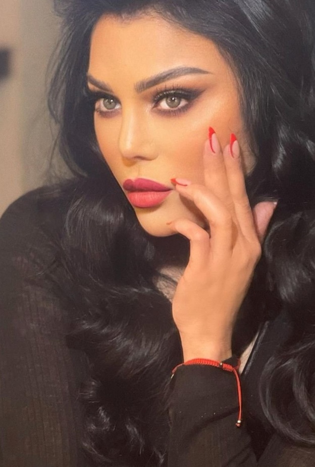 أحدث ألوان طلاء أظافر جريئة بأسلوب النجمات العربيات