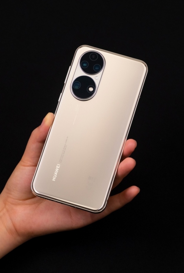 سلسلة هواتف HUAWEI P50 تصور هذه الهواتف الرائدة التي لا تخلو من الميزات القوية