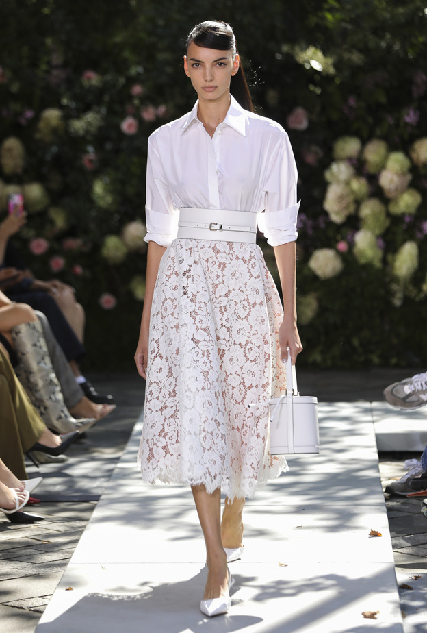 موديلات تنانير طويلة كلوش لاطلالة متجددة في الفطر 2022