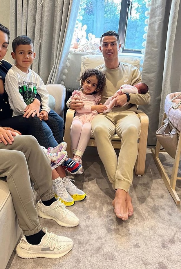 جورجينا رودريجيز وكريستيانو رونالدو