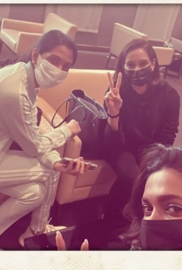 ديبيكا بادوكون في عطلة عائلية في مدينة البندقية