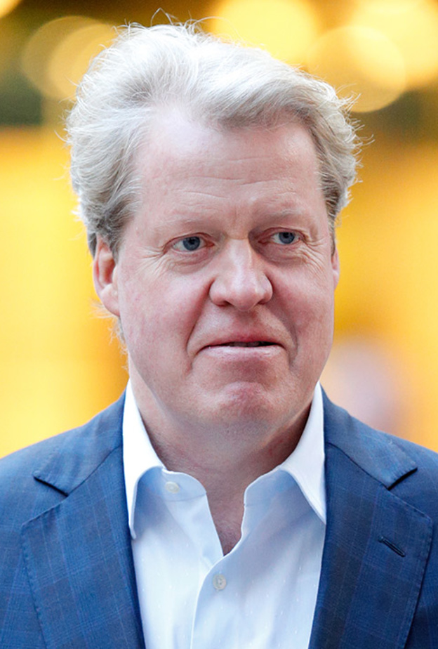 تشارلز سبنسر ينشر صورة عائلية نادرة