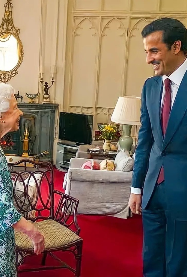 ملكة بريطانيا تستقبل أمير قطر في قلعة وندسور