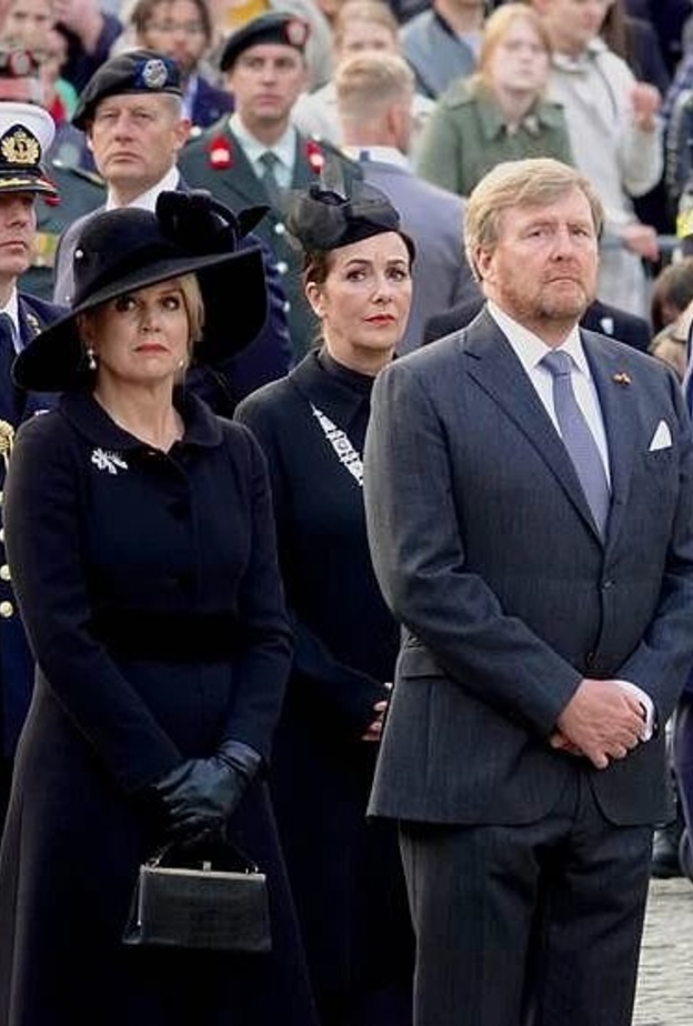 ملك وملكة هولندا يشاركان في احتفالات يوم الذكرى