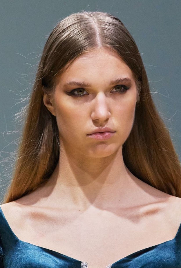 أفضل ماسكات طبيعية من الفاكهة الصيفية لبشرة صحية في العيد