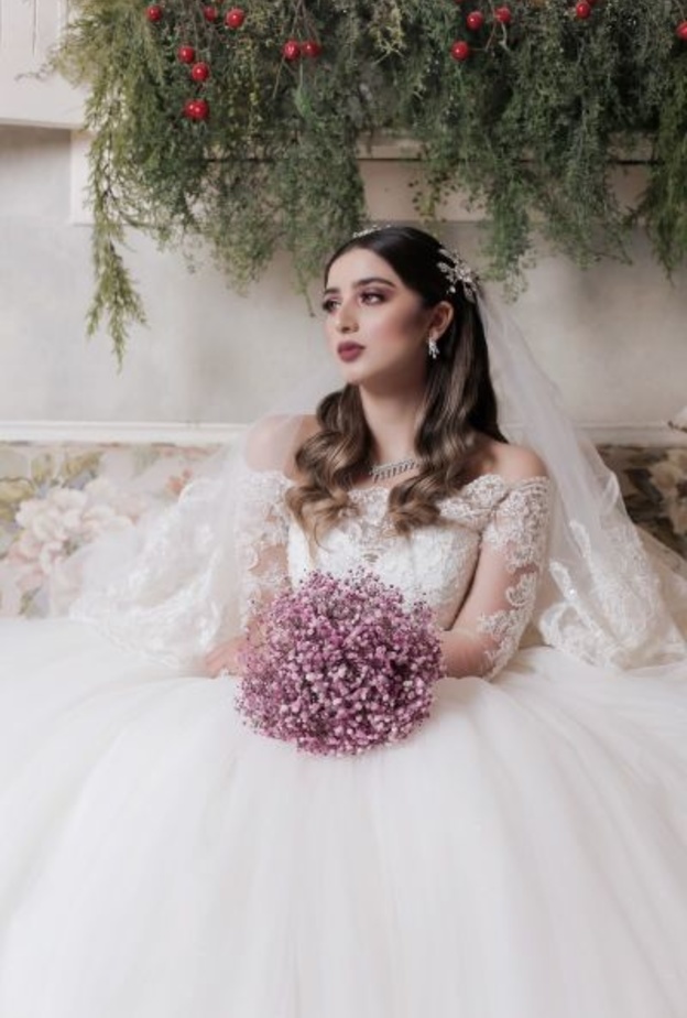 المصورة السعودية "نوره الجربوع" لـ "هي":  اللقطات العفوية الأجمل في تصوير الأعراس