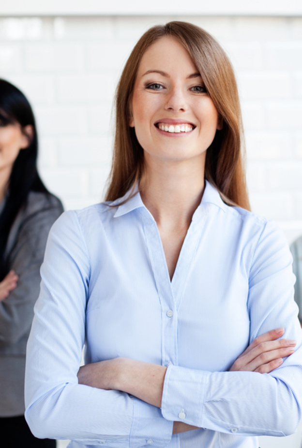 كيف تصبح المرأة شخصية قيادية قوية وأهم عوامل نجاحها