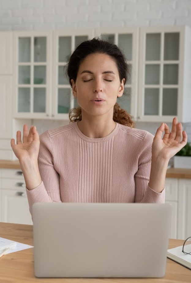 كيف تسيطر المرأة على غضبها