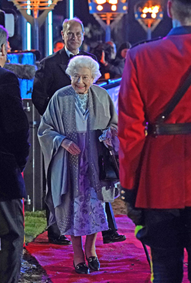 تعرفي على الهدية التي تلقتها ملكة بريطانيا هذا الأسبوع