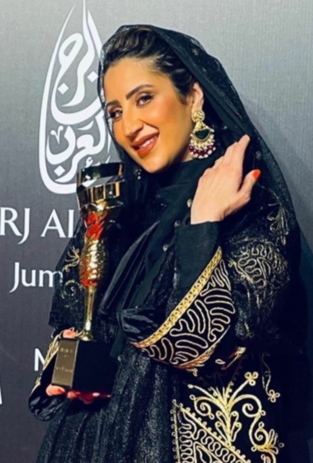 "أروى العماري" ضيفة لقاء "قصة نجاح في عالم الأزياء" ضمن البرنامج الثقافي لمكتبة الملك عبدالعزيز