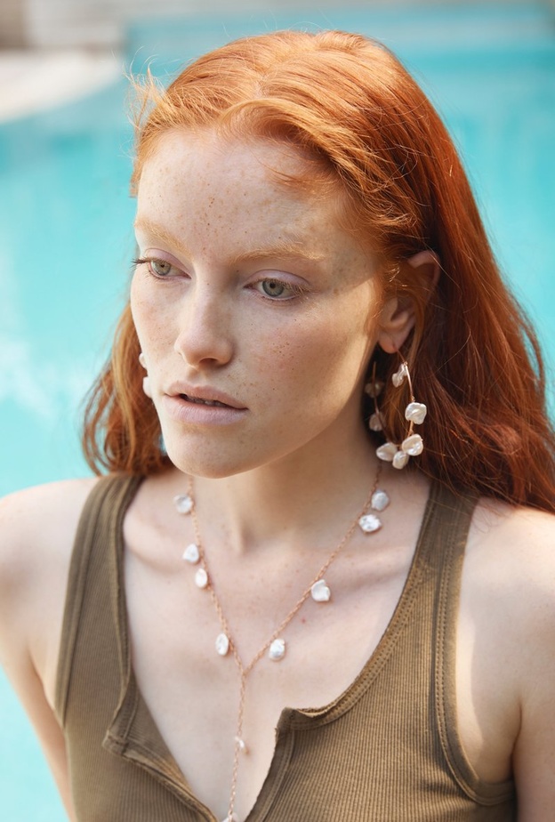 تصاميم سلاسل Lariat الساحرة موضة هذا الصيف