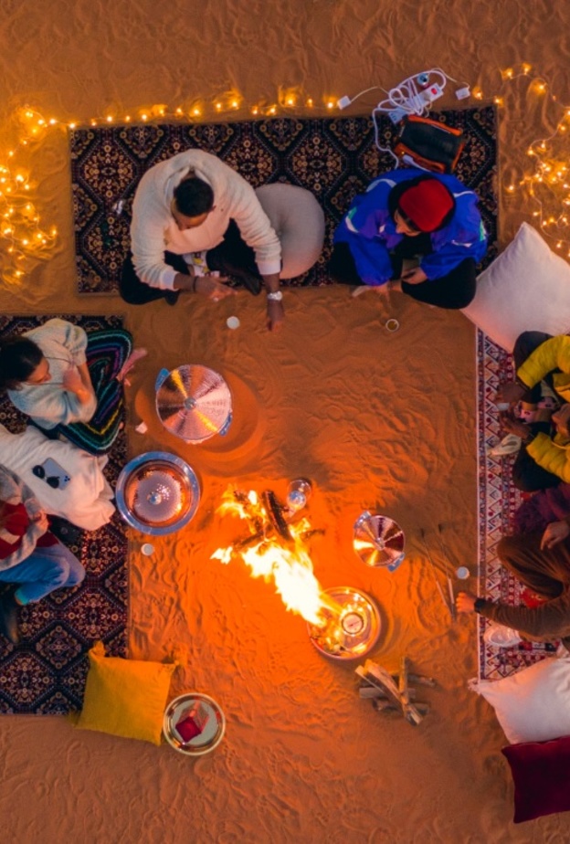 أوقات ممتعة لعشاق الكشتة في أحضان وجهات المملكة الخلابة - المصدر روح السعودية