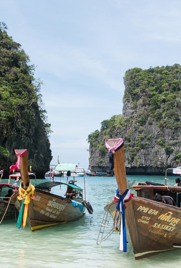 اكتشفوا سحر السياحة في جزيرة بوكيت تايلاند بواسطة Michelle_Raponi