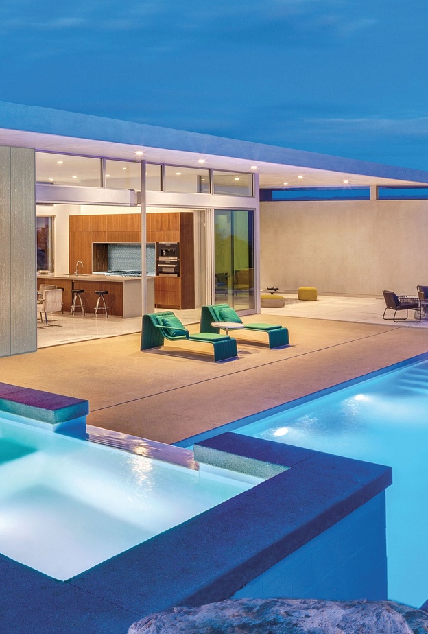 الجاكوزي على ارتفاع من تصميم المسبح المنزلي