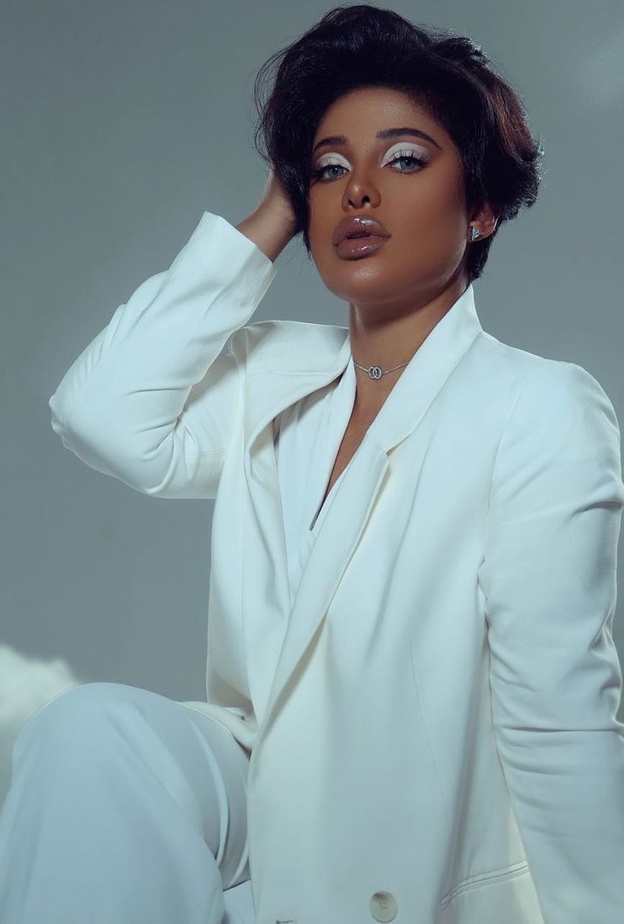 نظرة عامة على ستايل النجمة المحبوبة "لولوة الملا"