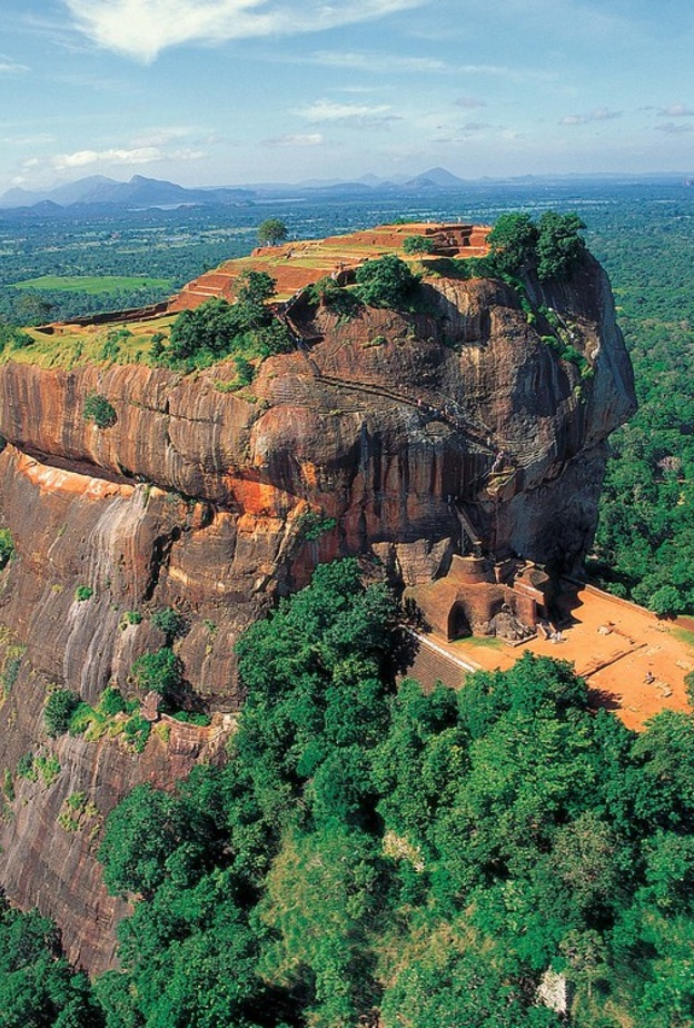 جمال الطبيعة في كولومبو بواسطة .your local connection
