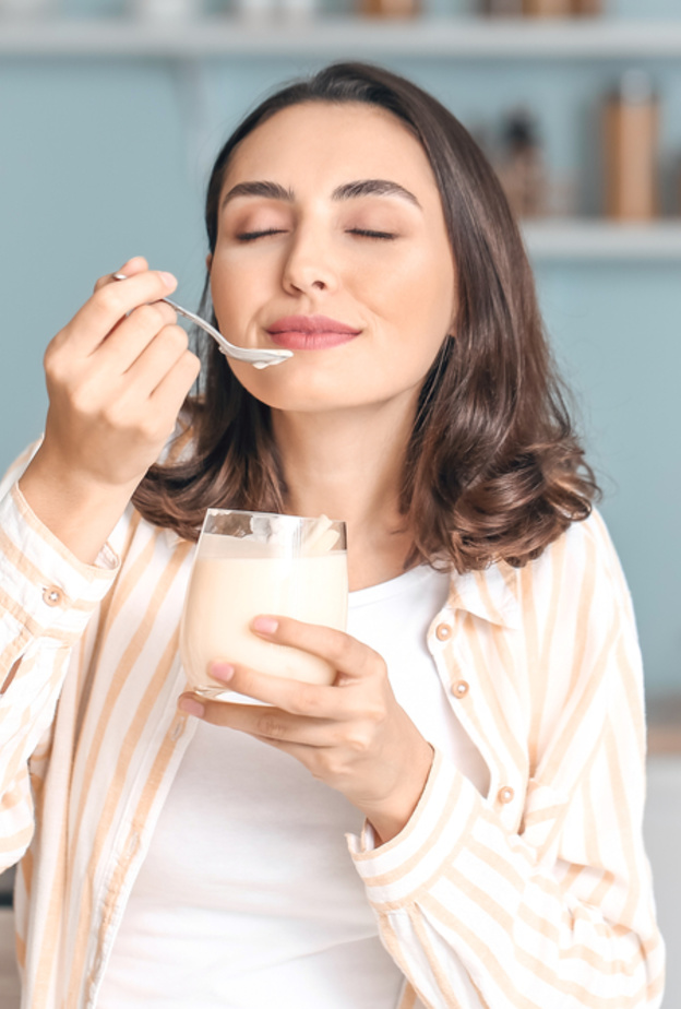 للنساء.. تعرفي على فوائد الزبادي اليوناني لصحتك