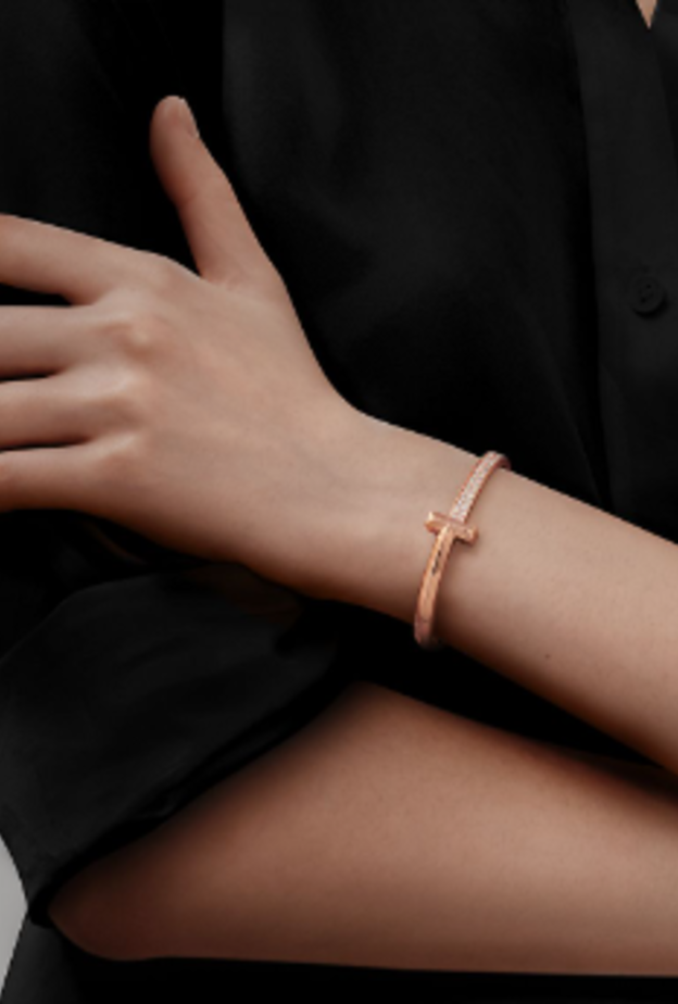 سوار T1 Hinged Bangle من تيفاني