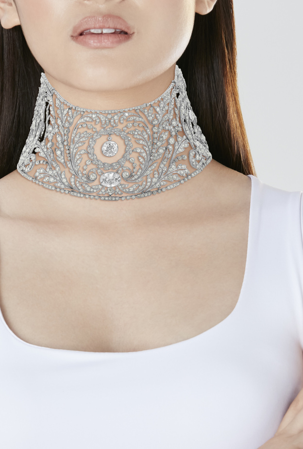 عقد الماس من حقبة البيل ايبوك