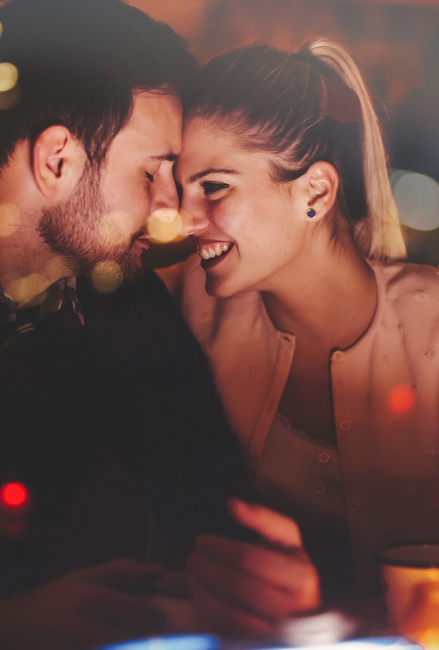 عيد الزواج الأول .. 6 نصائح ليكون الاحتفال به مميزاً