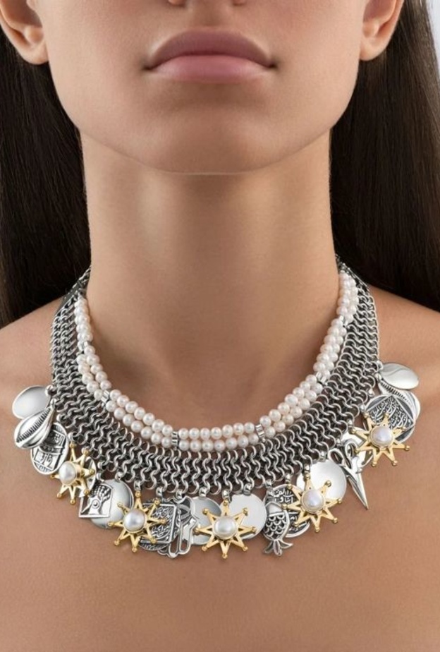 قلادة من توقيع عزة فهمي Azza Fahmy