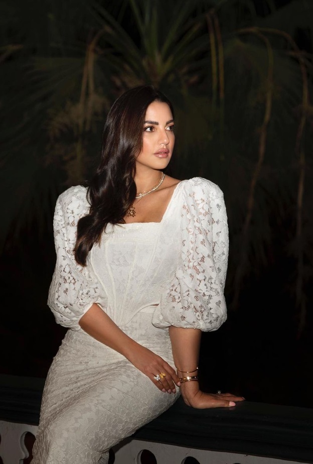 اطلالات صيفية منعشة من وحي درة زروق 