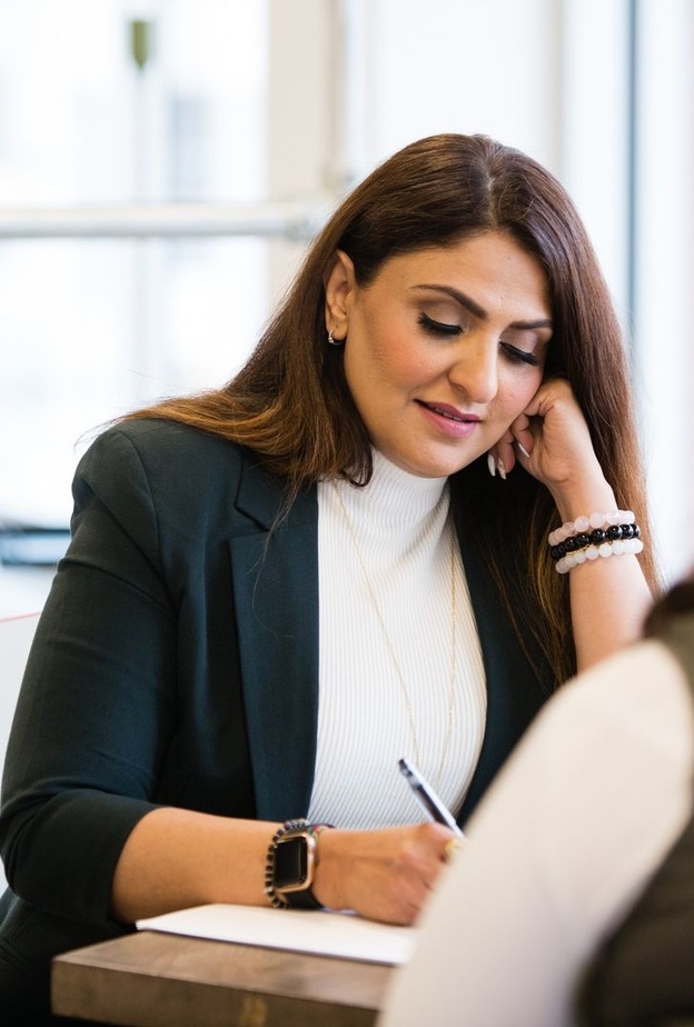 نادية مانجي Nadiya Manji (@nadiyamanji)