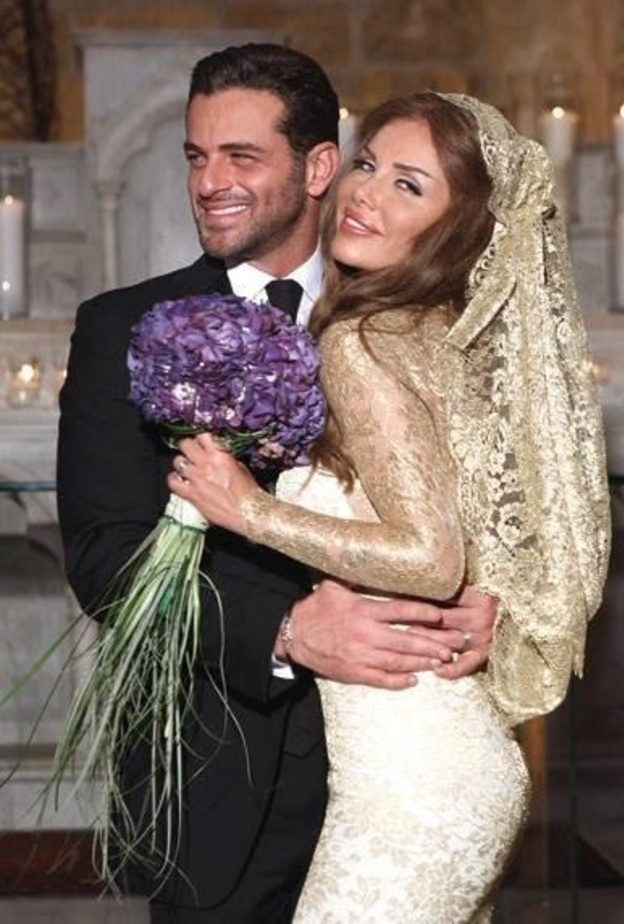 نيكول سابا ويوسف الخال في زفافهما