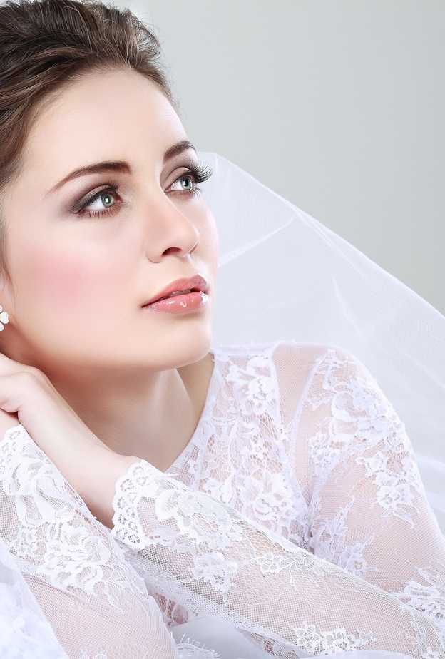 خطة مفيدة لمحاربة مشاكلك الجمالية قبل شهر من الزفاف