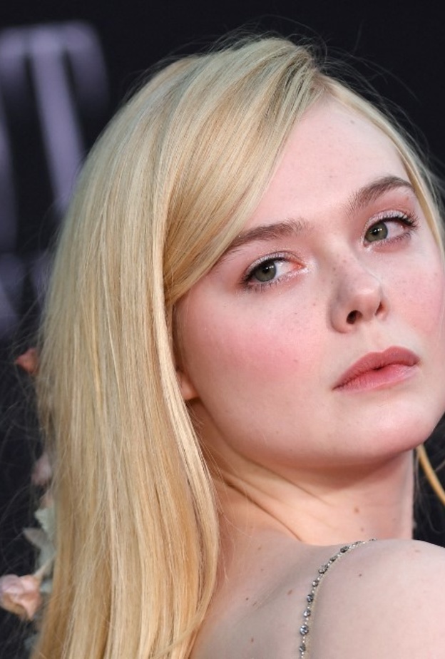 كيف تعتنين بالبشرة الفاتحة على طريقة Elle Fanning؟