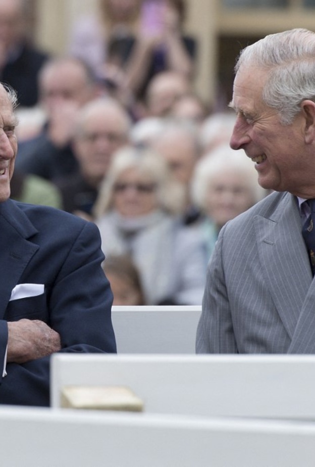 الأمير تشارلز يسير على خطى والده ويصبح راعيًا للكلية الملكية للجراحين في إدنبرة 