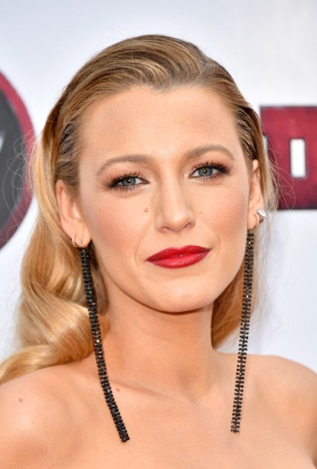 مكياج عصري للصبايا من وحي إطلالات بليك ليفلي