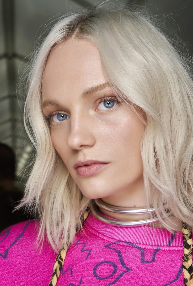أحدث 5 ألوان أحمر شفاه للمراهقات في صيف 2022 من وحي Isabel Marant