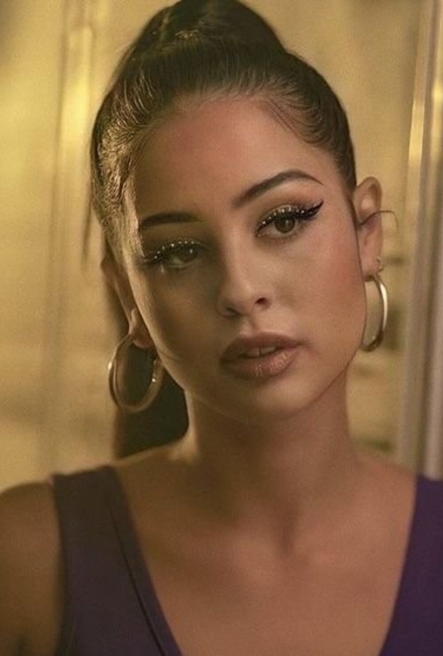 المكياج اللامع من مسلسل يوفوريا