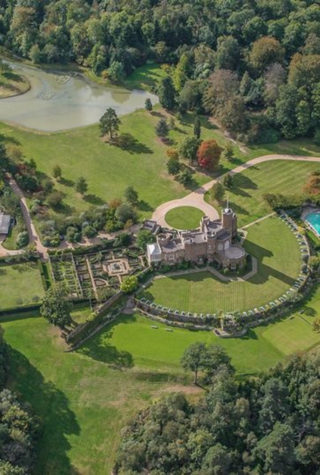 منزل قريب من قلعة وندسور يعرض للبيع بسعر 32 مليون جنيه إسترليني