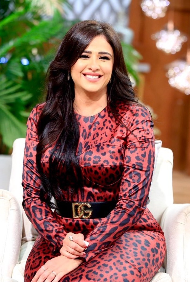 ياسمين عبد العزيز