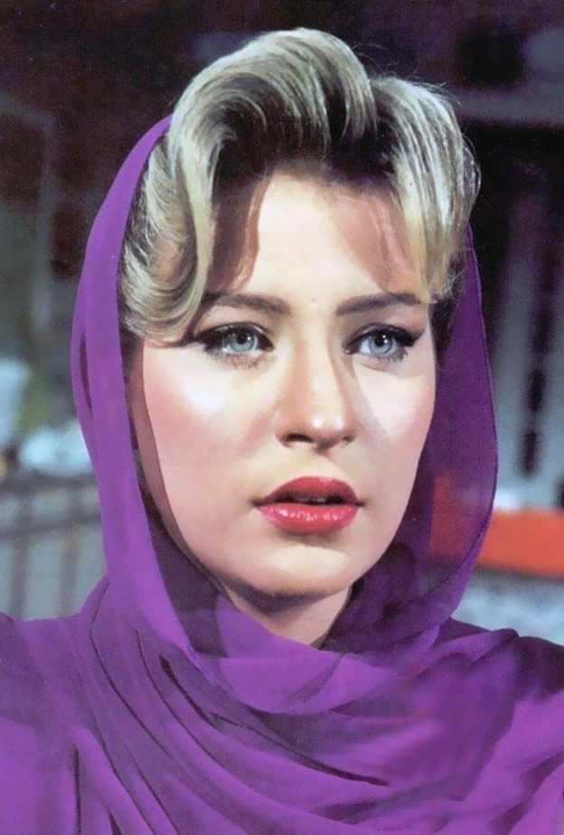 أحدث إطلالة جمالية لـ شيرين سيف النصر..هل تغيرت بعد غياب 15 عاما؟