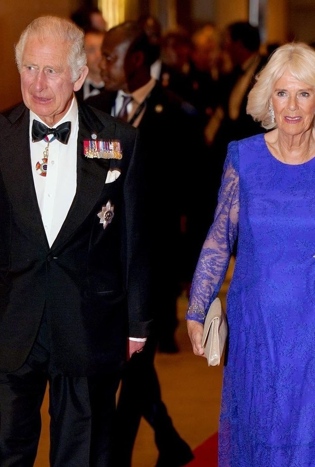 هل تقبل كاميلا باركر هدية أحفادها؟