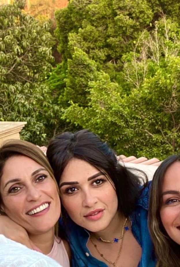 ياسمين عبد العزيز