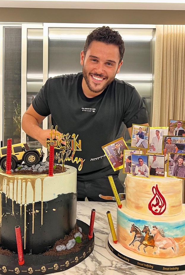 عائلة الوليد الحلاني تحتفل بعيد ميلاده الـ 22