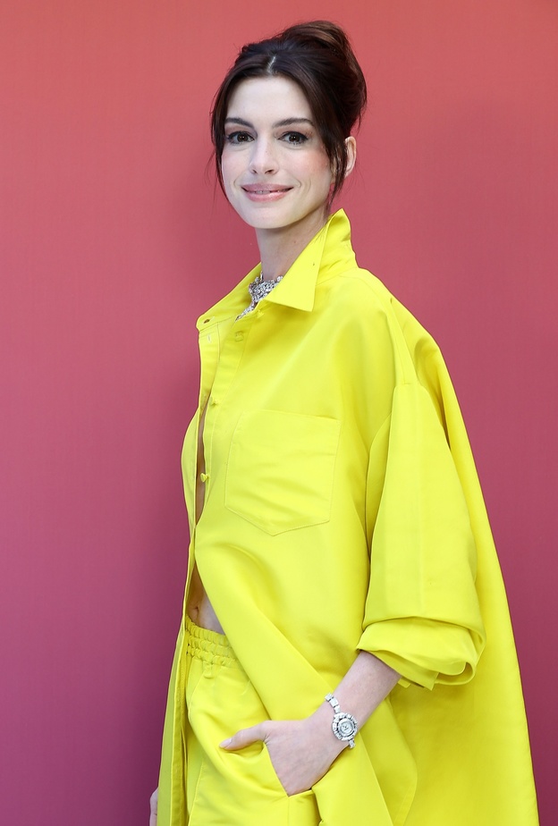 صور إطلالات النجمات العالميات جريئة في حفل بولغاري في باريس